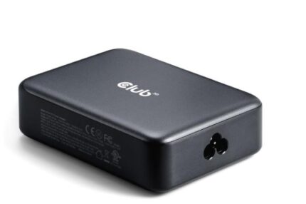 Club3D Mobile 4Port/Gan 240W Cac-1918