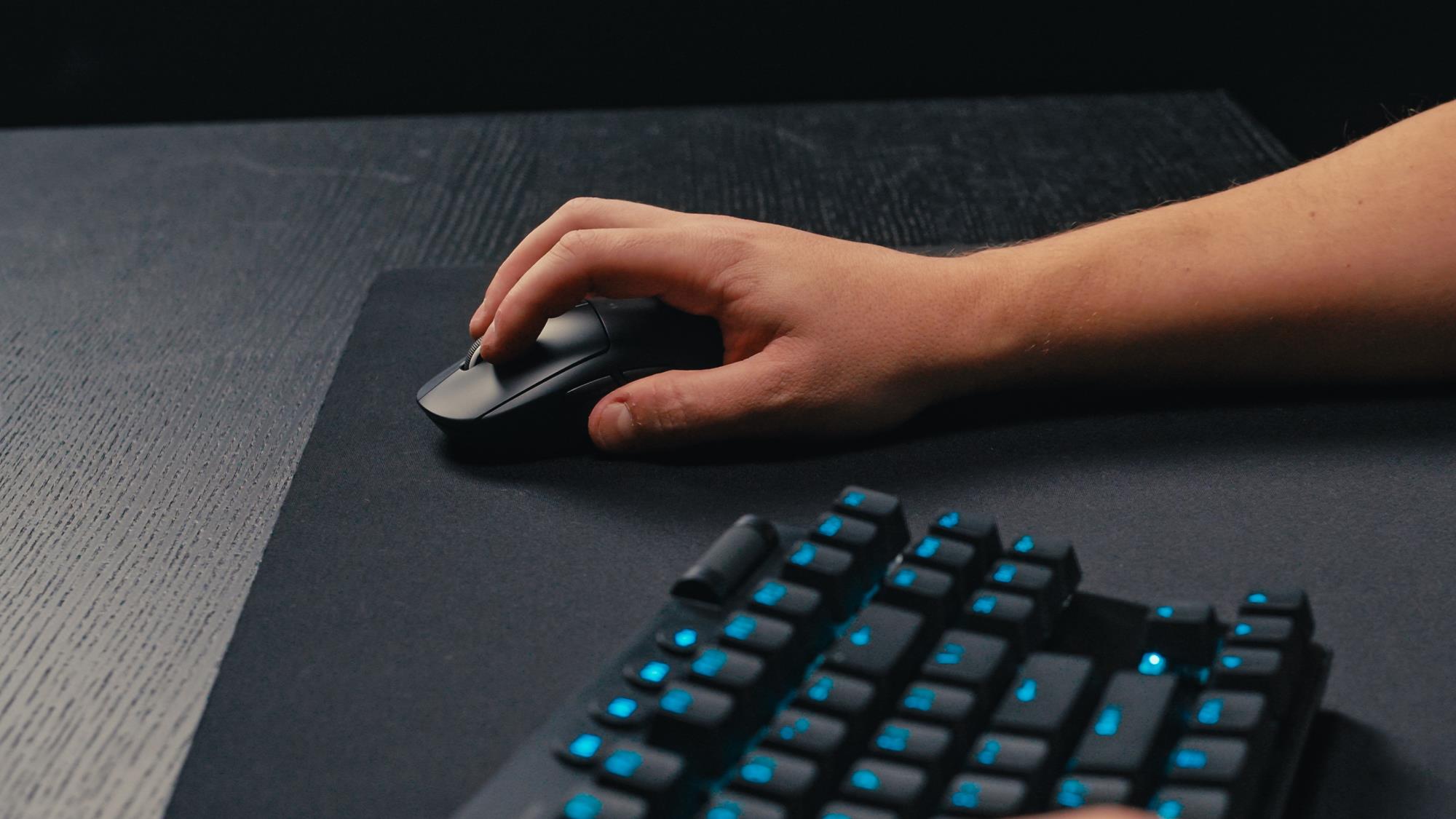 860ff5a6-976b-489a-8d4e-bb85de44b251-1 LOGITECH MOUSE USB PRO X SUPERLIGHT 2/BLACK 910-006630 LOGITECH - Image 1