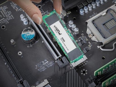 SSD CRUCIAL E100 1TB M.2 NVMe 3D NAND Write speed 3000 MBytes/sec Read speed 5000 MBytes/sec CT1000E100SSD8 - Image 2